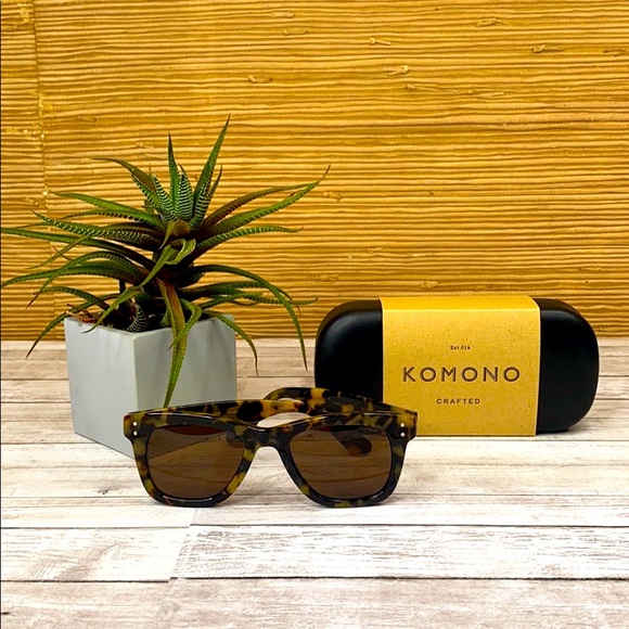 New Men’s KOMONO Brown Tan tortoise Sunglasses rectangular - Picture 10 of 15
